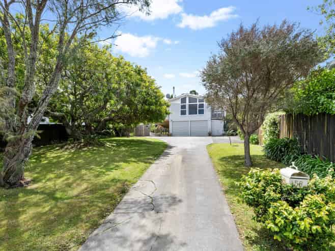 58 Brian Crescent, Stanmore Bay