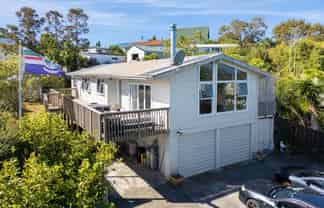 58 Brian Crescent, Stanmore Bay