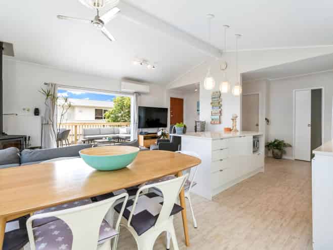 58 Brian Crescent, Stanmore Bay