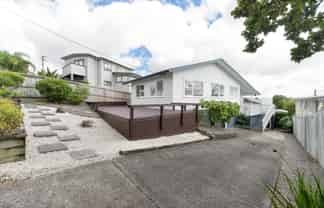 8 Hauraki Crescent, Pinehill