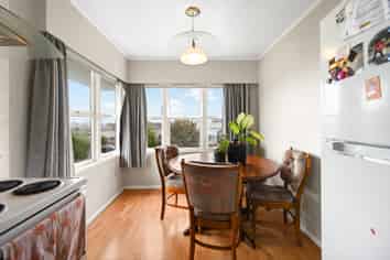 89 Tawa Street, Melville