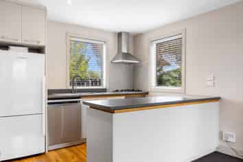 966A Colombo Street, Saint Albans