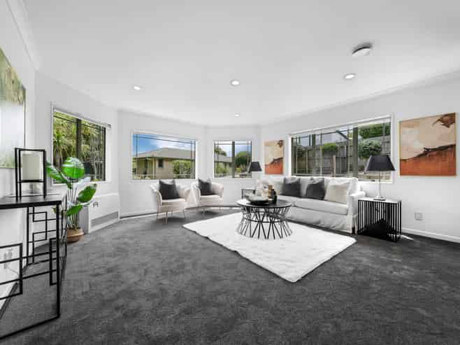 48 Bluebird Crescent, Unsworth Heights