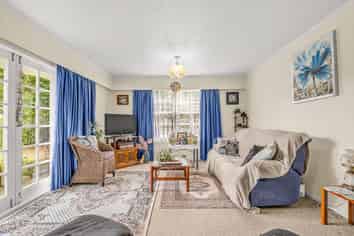 45 Joanne Crescent, Pukehangi
