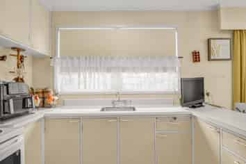 45 Joanne Crescent, Pukehangi