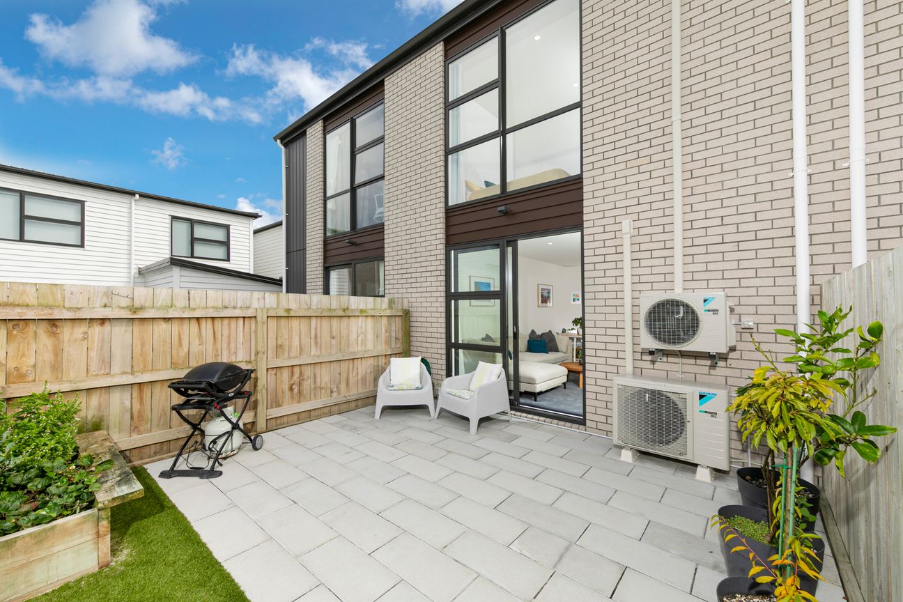 Apartment in Upper Harbour, Coast Garden, Hobsonville - View 2