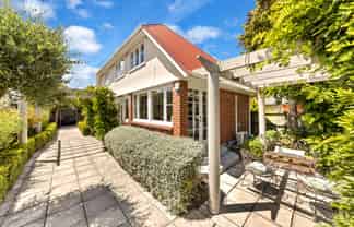 36 Wades Avenue, Saint Martins