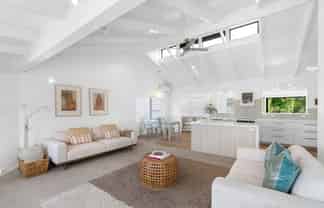 19 Zita Avenue, Matakatia