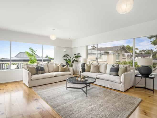 14 Holdaway Avenue, Northcote