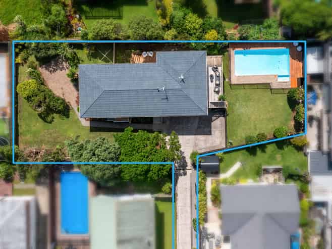 14 Holdaway Avenue, Northcote