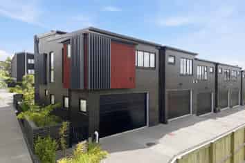 2B Longshore Drive, Long Bay