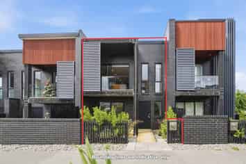 2B Longshore Drive, Long Bay