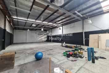 Ideal Newmarket Warehouse