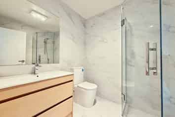 51  Anderson Avenue, Point England