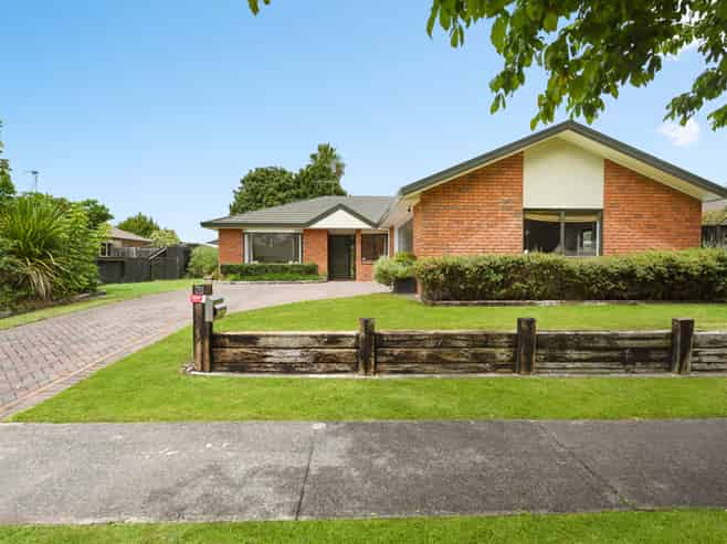 20 Farringdon Avenue, Rototuna North