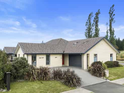 24 Hakatere Road, Pegasus