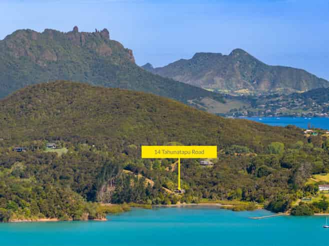 14 Tahunatapu Road, Parua Bay