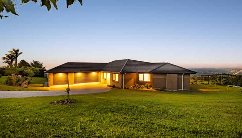 3 Cranleigh Way, Bombay