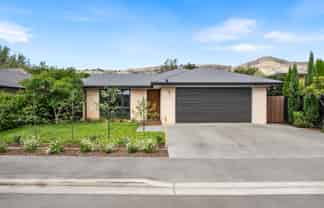 4 Fredrica Lane, Heathcote Valley