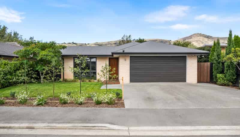 4 Fredrica Lane, Heathcote Valley