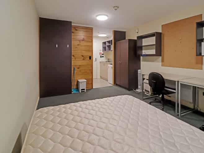 115/12 Martin Square, Te Aro