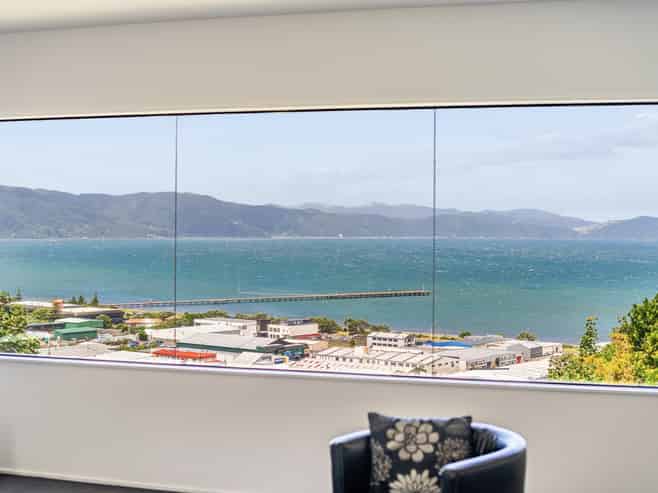 18 Korokoro Road, Korokoro