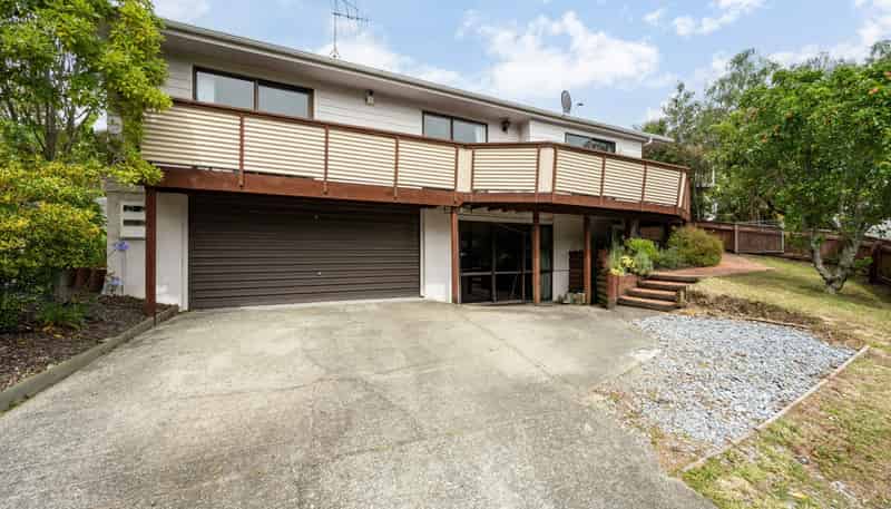 2/17 Newman Drive, Enner Glynn