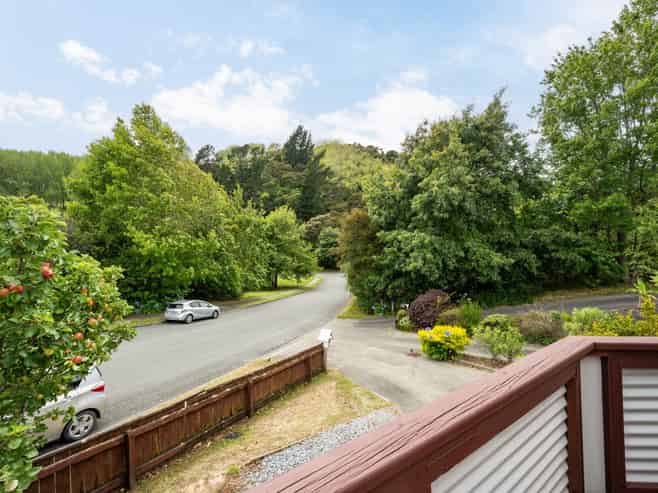 2/17 Newman Drive, Enner Glynn