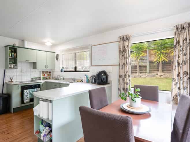 2/17 Newman Drive, Enner Glynn