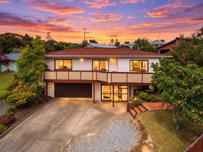 2/17 Newman Drive, Enner Glynn