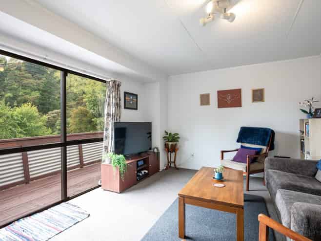 2/17 Newman Drive, Enner Glynn