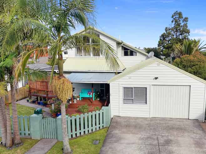 3 Sailfish Drive, West Harbour