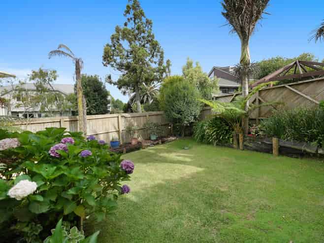 3 Sailfish Drive, West Harbour