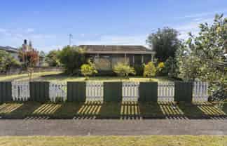 106 Lorraine Place , Whangamata