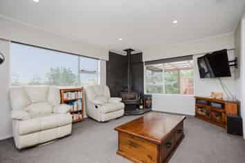 47 Knight Road, Dannevirke