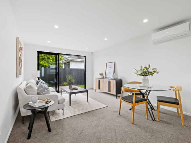 1/7 Cossar Street, Burwood