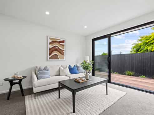 1/7 Cossar Street, Burwood