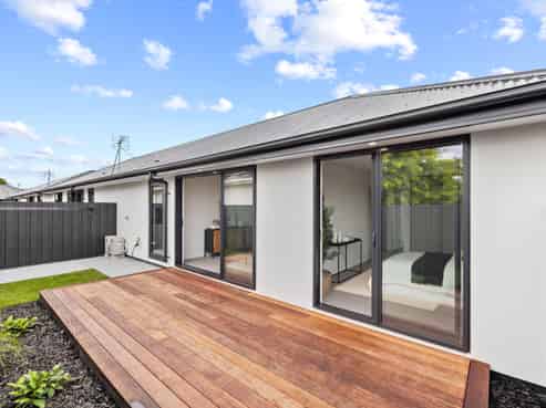 1/7 Cossar Street, Burwood