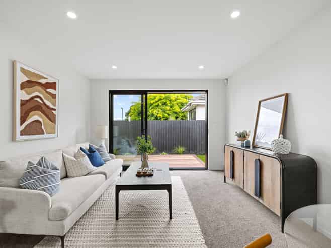 1/7 Cossar Street, Burwood