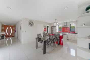 30 Worsleys Road, Cracroft