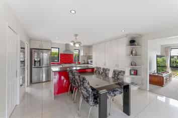 30 Worsleys Road, Cracroft