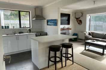 10 Corbett Street, GREEN ISLAND