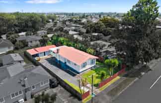 31 Collett Road, Otara