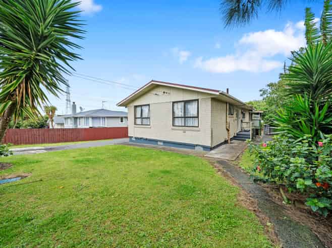 31 Collett Road, Otara