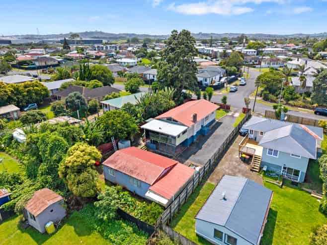 31 Collett Road, Otara