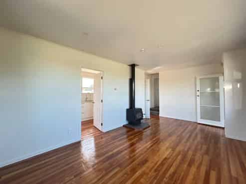 3 Barrys Road, Glendene