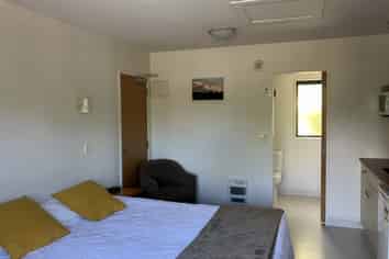 Lease Opportunity in Paradise