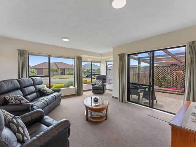 66 Cedar Drive, Paraparaumu Beach