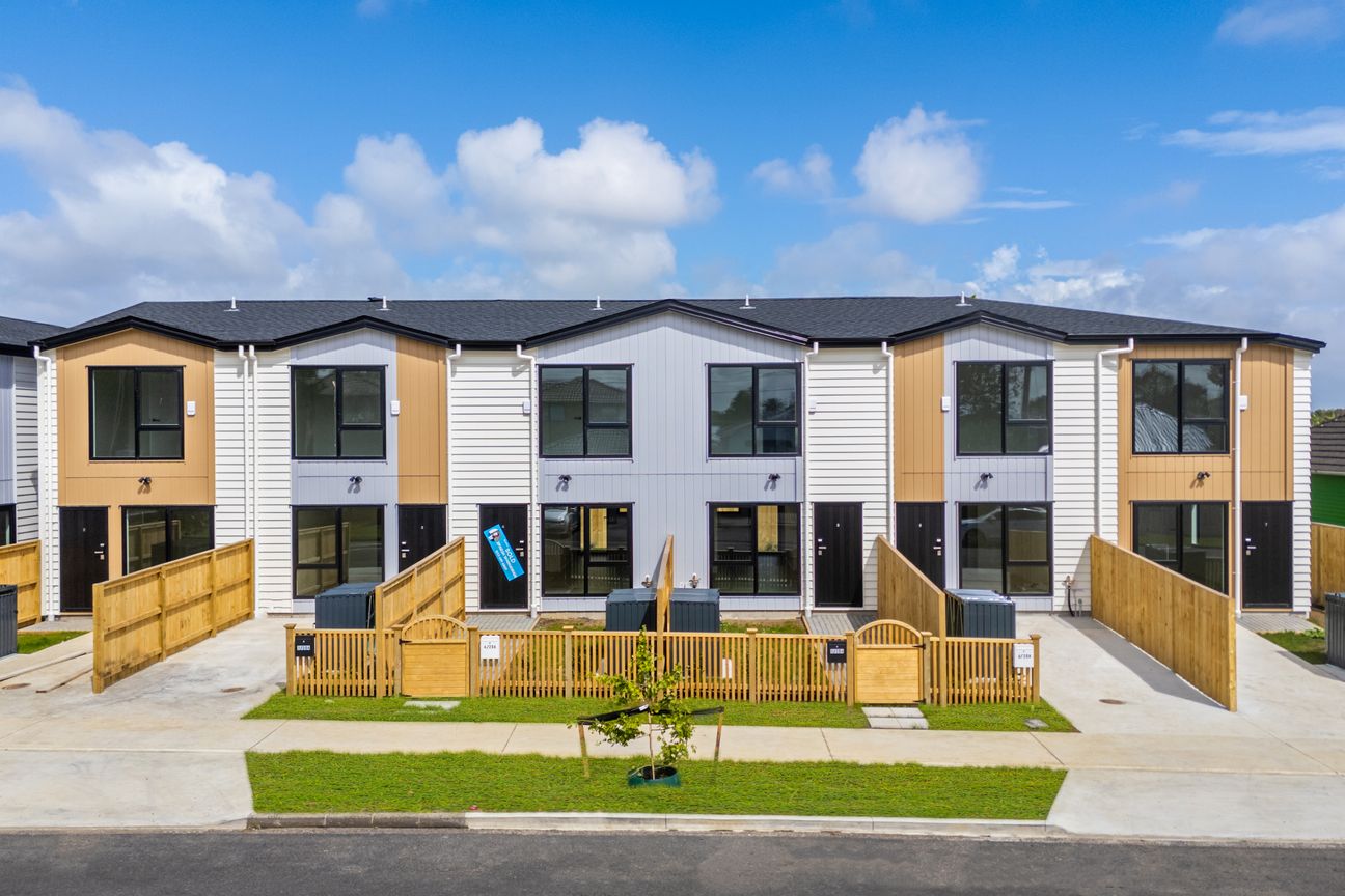 Brand New, Freehold Homes in Mangere East - Widok 4