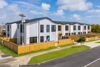 8/29 Tennessee Ave, Mangere East